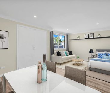 Beautifully Renovated Family Home - Photo 4