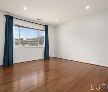 32 Leon Street, Googong NSW 2620 - House For Rent | Domain - Photo 6