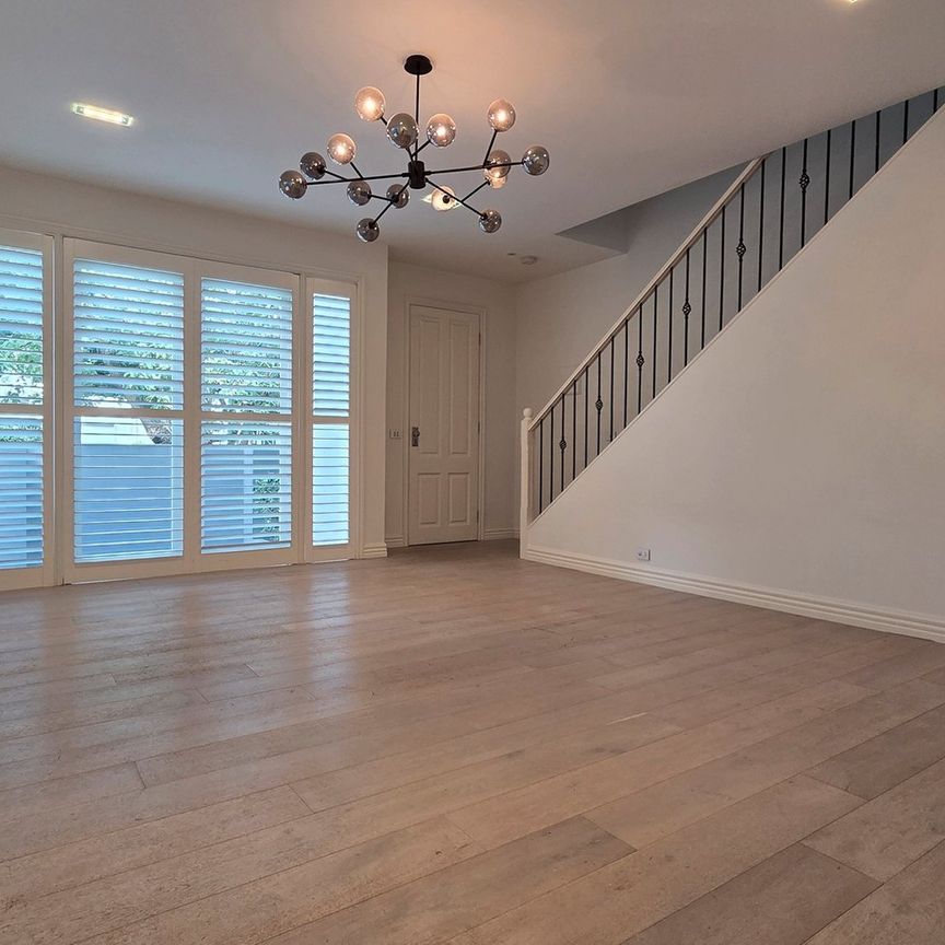 Thinking of selling? Contact our agent - Photo 1