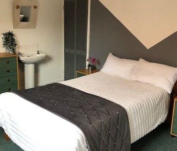 5 bedroom house share to rent - Photo 1