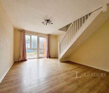 2 bedroom terraced house to rent - Photo 2
