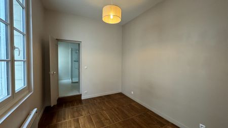 Appartement T2 - 48.98 m² - TOURS - Photo 3