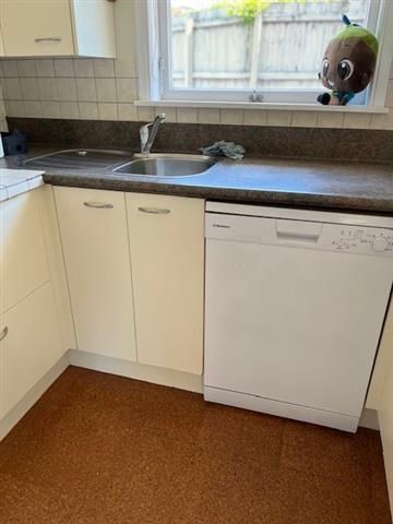 GLENDOWIE HOME + PRIVATE BEACH ACCESS - Photo 2