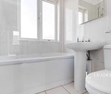 3 bedroom house to rent Limehurst Avenue, LE11 - Photo 6