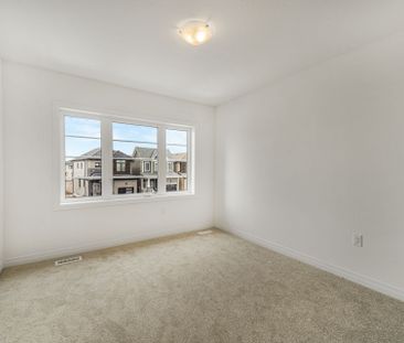 For Lease - 25 Canvas Crescent, Welland, Ontario - Photo 6