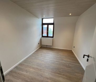 GERENOVEERD APPARTEMENT IN LANAKEN - Photo 3