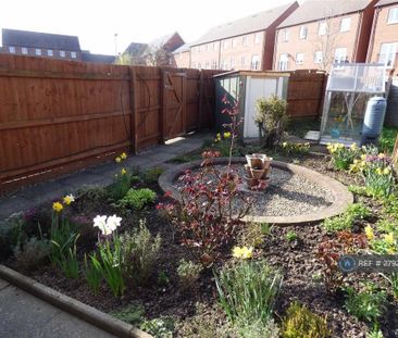 3 bedroom semi-detached house to rent - Photo 3