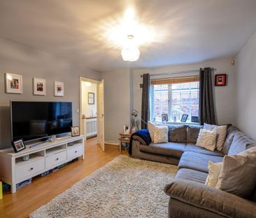 3 bedroom semi-detached house to rent - Photo 2