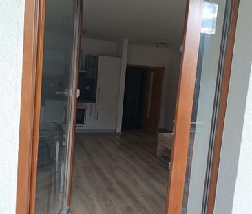 Pronájem bytu 1+kk a garsoniéry 39 m², Hluboká nad Vltavou - Photo 2