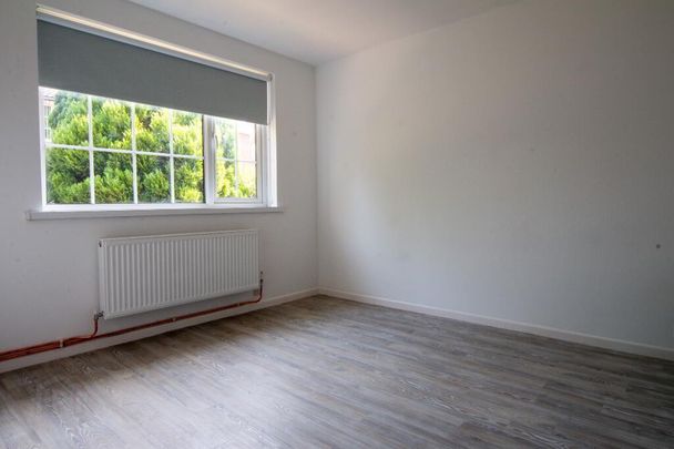 31b Dundonald Heights, Belfast, BT16 1XL - Photo 1