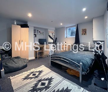 6 Bedroom End Terraced House for rent in Thornville Road - Photo 2