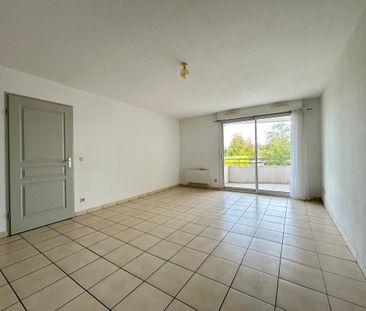 Location Appartement 2 pièces 50m² AIRE SUR L ADOUR 40800 - Photo 5