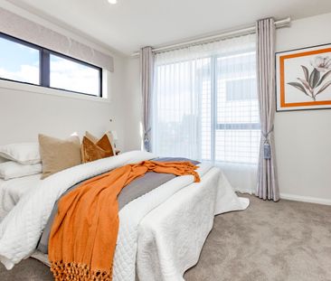 Modern Three Bedroom Family Living In Otara - Photo 3