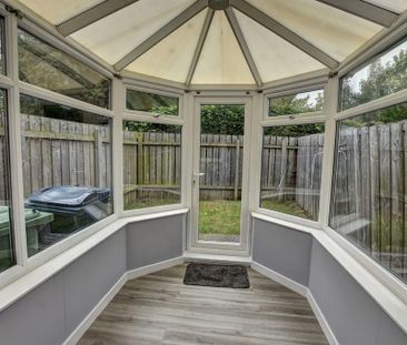 2 bedroom end of terrace house to rent - Photo 1