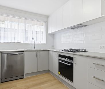 RENOVATED HOME FOR RENT IN WYNDHAM VALE - Photo 6