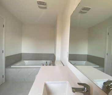 For Lease - 573 Lilith Street, Barrhaven, Ontario - Photo 6