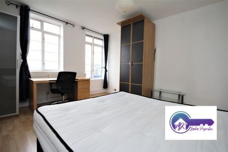 3 Bedroom Flat To Rent - Photo 4