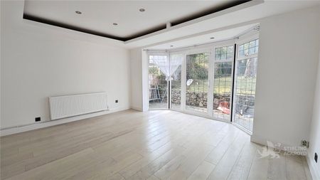 Pampisford Road, Purley, CR8 2NJ - Photo 2