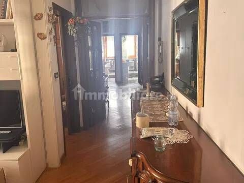 Appartamento via Santi Di Tito, 20, Centro, Sansepolcro - Photo 1