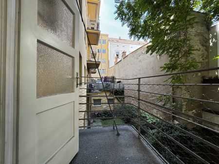 Urbanes Wohnen in der Innenstadt - 3,5-Zimmer-Wohnung mit Balkon - Foto 4