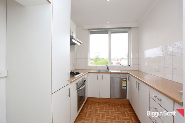 15/10 Cromwell Rd, South Yarra VIC 3141 - Apartment For Rent | Domain - Photo 1