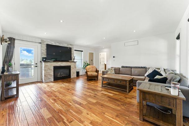 For Lease - 330 Concession 5 Road, Hamilton, Ontario - Photo 1