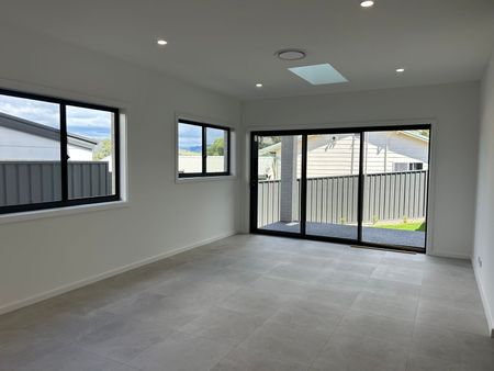 Home For Rent - Photo 3