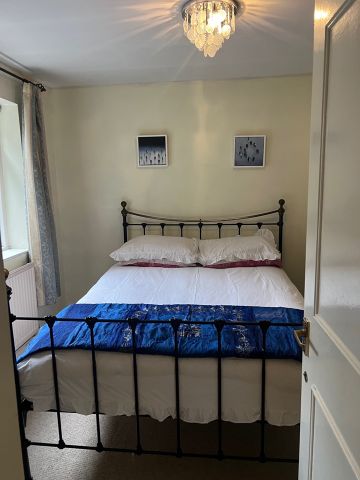 2 Bed Flat, Kenwyn Road, SW4 - Photo 2