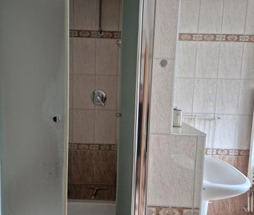 Etage mit 3 Zimmern zur Untermiete in WG,Küche und Bad gemeinsam - Photo 1