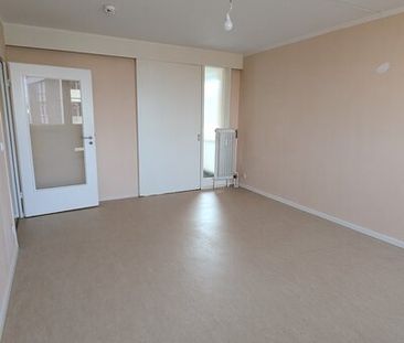 Großzügige 3 Zimmer Wohnung in zentraler Lage ab SOFORT!! - Photo 5