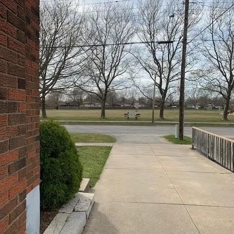 448 Grantham Avenue #basement - Photo 1