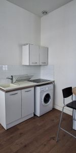Location Appartement 1 pièce 31m² ST ETIENNE 42000 - Photo 3