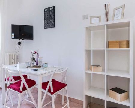 Via delle Acacie, Cesano Boscone, Lombardy 20090 - Foto 5