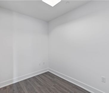 For Lease - 2075 King Road Unit# 233, King, Ontario - Photo 3