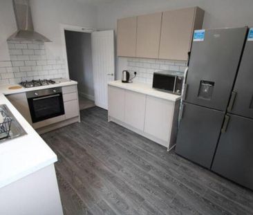 1 bedroom in a house share to rent - Photo 6