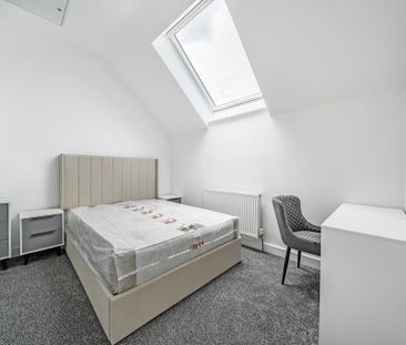 1 bedroom in a house share to rent - Photo 1