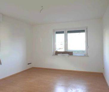 3-Zimmerwohnung mit großer Dachterrasse mitten in Leverkusen-Lützen... - Photo 2