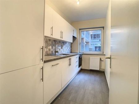 Appartement te huur - Foto 2