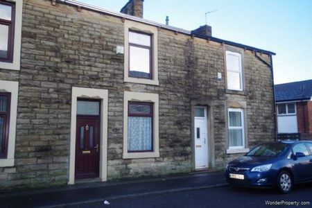 2 bedroom property to rent in Accrington - Photo 3