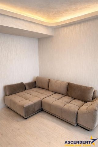 Apartament 2 camere, decomandat, 2 bai, Isaran, Tractorul - Fotografie 5