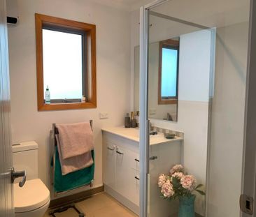 Glorious on Glenpark - Photo 3