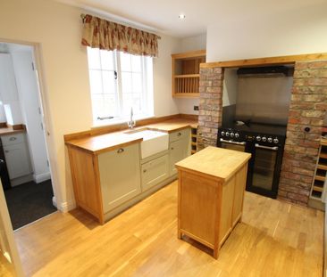 2 bedroom property to rent - Photo 3