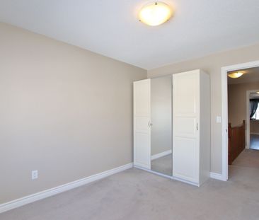 For Lease - 346 Glenbrae Avenue, Kanata, Ontario - Photo 4