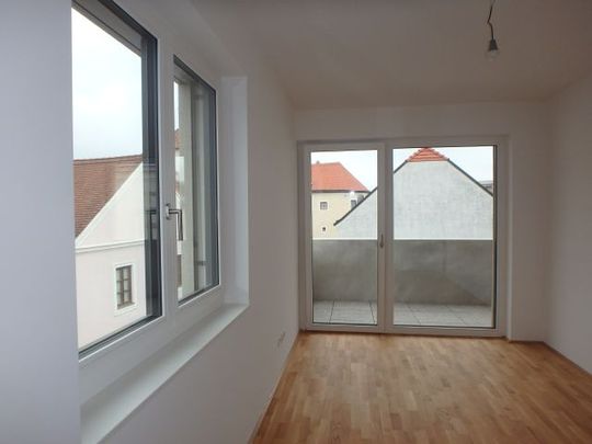 ERSTBEZUG - 3-Zimmer Wohnung mit Balkon, Lift und möglichem Garagenplatz in bester Zentrumslage - Foto 1