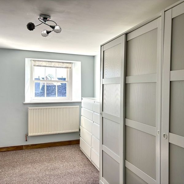 17 High Street, Crickhowell, Powys. - Photo 1