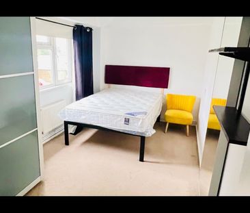 1 Bed Maisonette, Setchell Way, SE1 - Photo 5