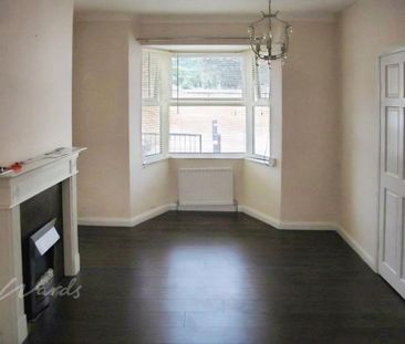 3 bedroom end of terrace house to rent - Photo 1