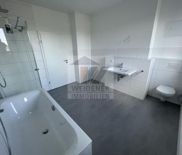 Moderne Wohnung mit Balkon, zwei Bädern und vier Räumen! - Foto 1