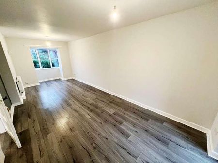 Ullswater Close, Spennymoor, DL16 - Photo 3