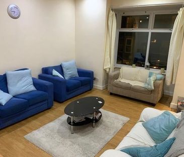 4 bedroom house to rent - Photo 1